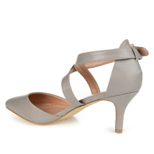 Load image into Gallery viewer, JOURNEE Collection Riva Crossover Pump