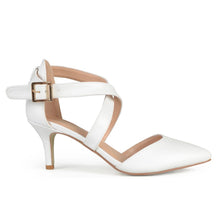 Load image into Gallery viewer, JOURNEE Collection Riva Crossover Pump