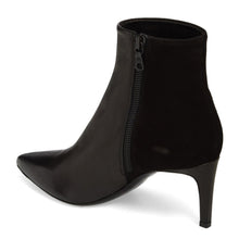Load image into Gallery viewer, Rag & Bone Behat Boot - Black